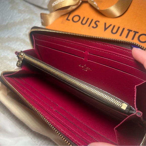 Louis Vuitton Clemence Wallet - Picture 4 of 9